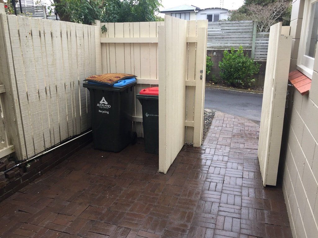 fence repairs auckland