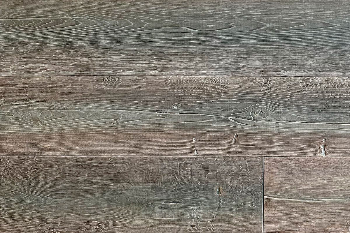 superficie pavimento in legno trattamento reattivi