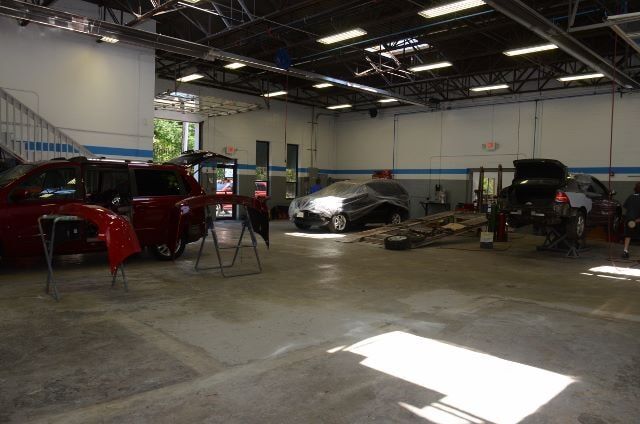 Large Garage with Plenty of Cars — Auto Repair in Braintree,, MA
