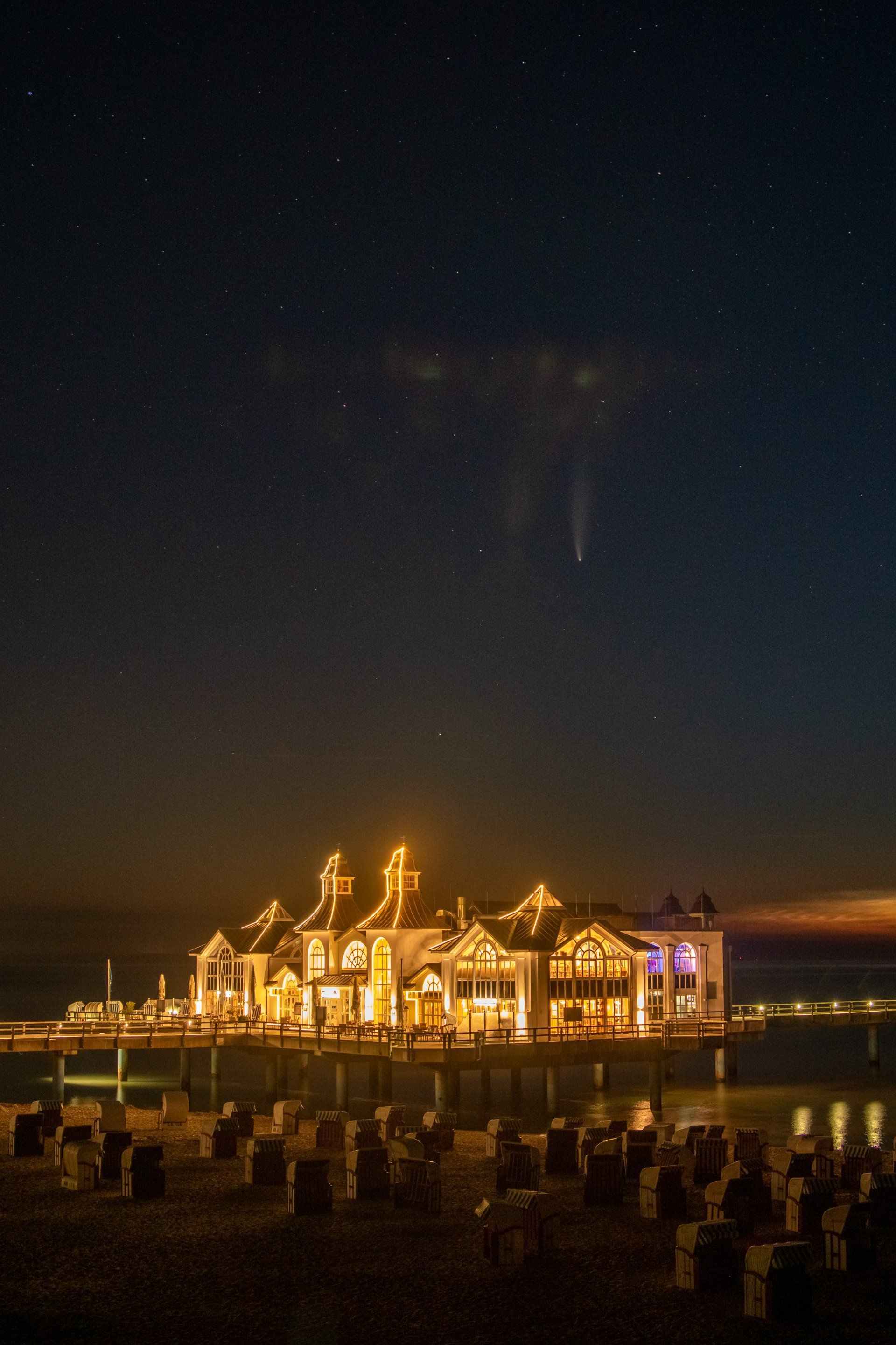 Rügen, Mecklenburg Vorpommerd, Strand, Ostsee, Himmel, Wolken, Nacht, Komet, Neowize, Selliner Seebrücke, Sellin, Seebrücke