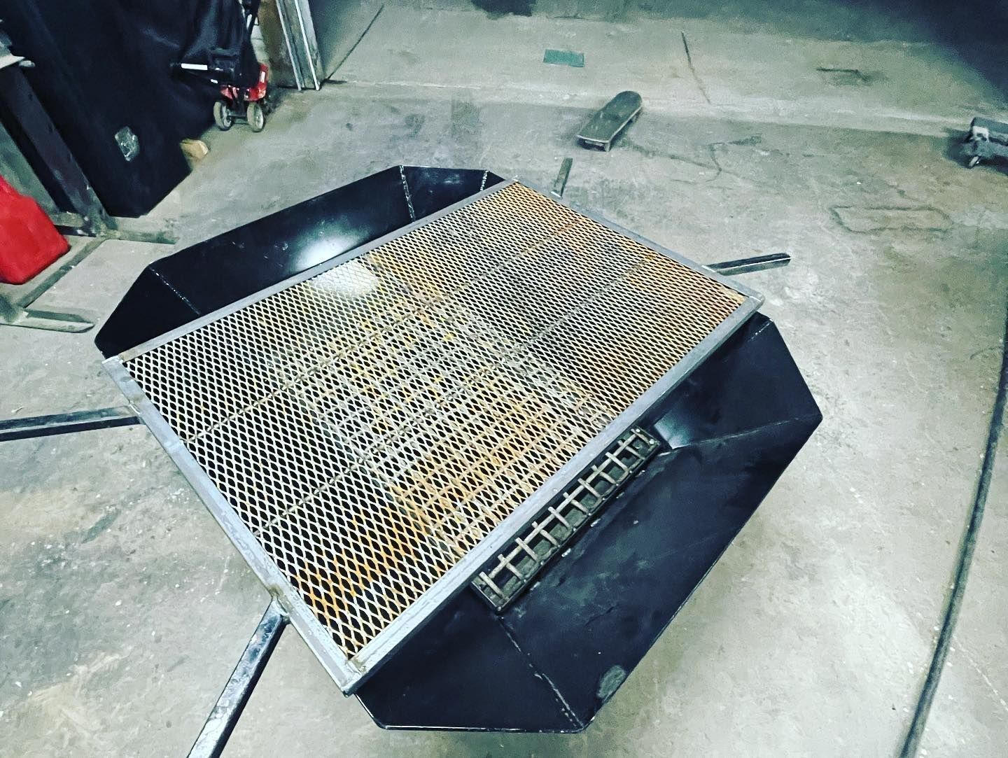 grill, fire pit, custom grill, large grill, fire, custom fabrication, welding, steel.