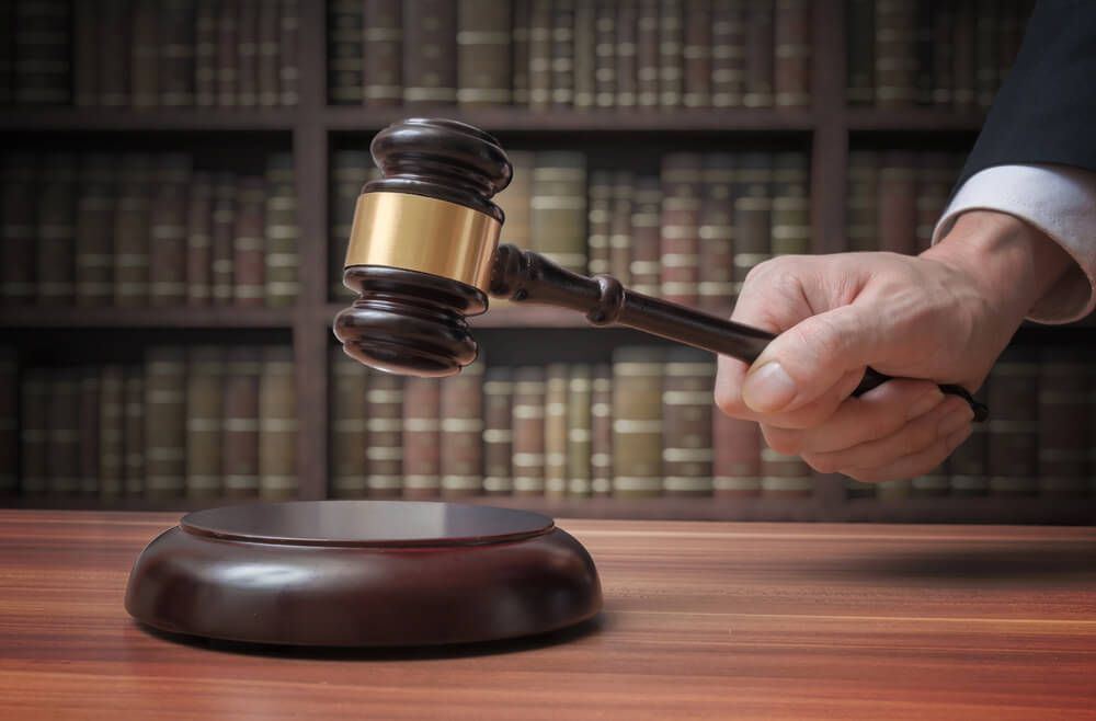What factors impact how long after discovery settlement is? 