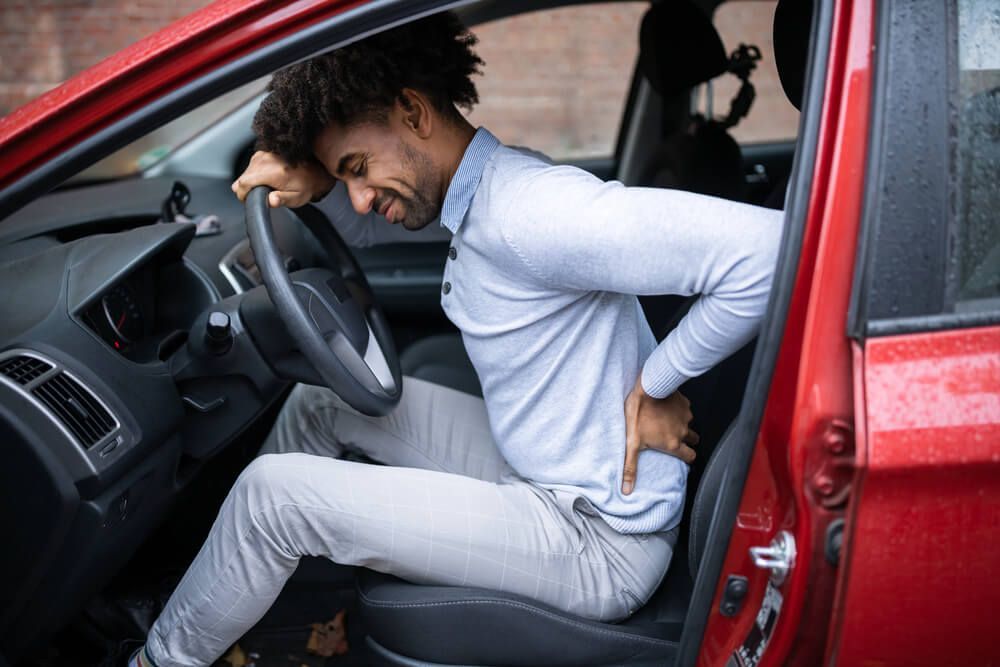 Can a car wreck cause a bulging disc?
