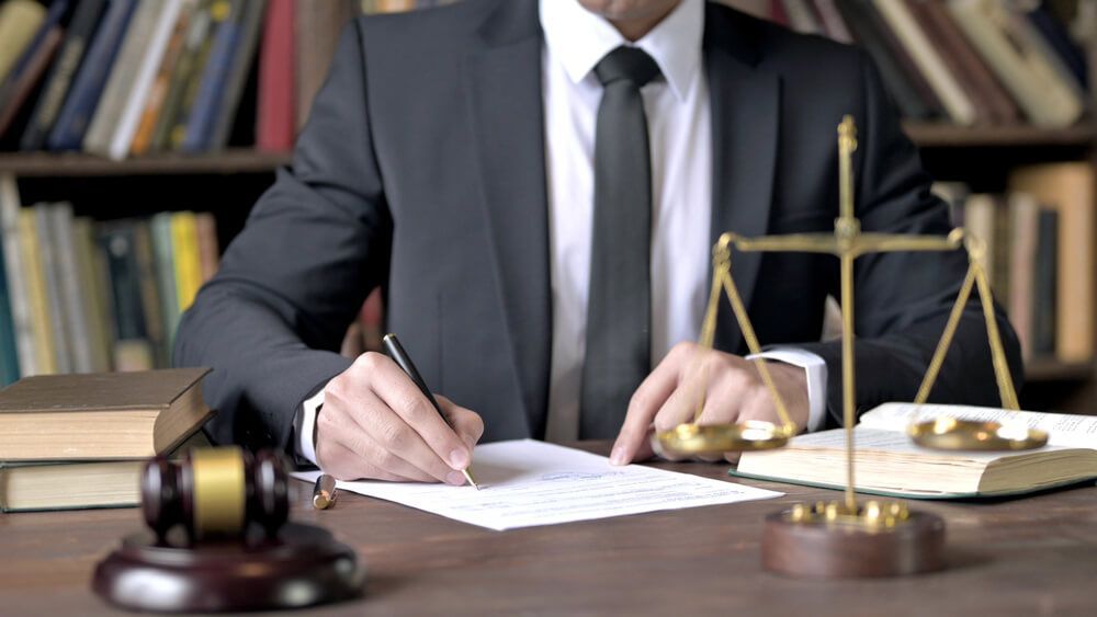 What is a personal injury lawyer?