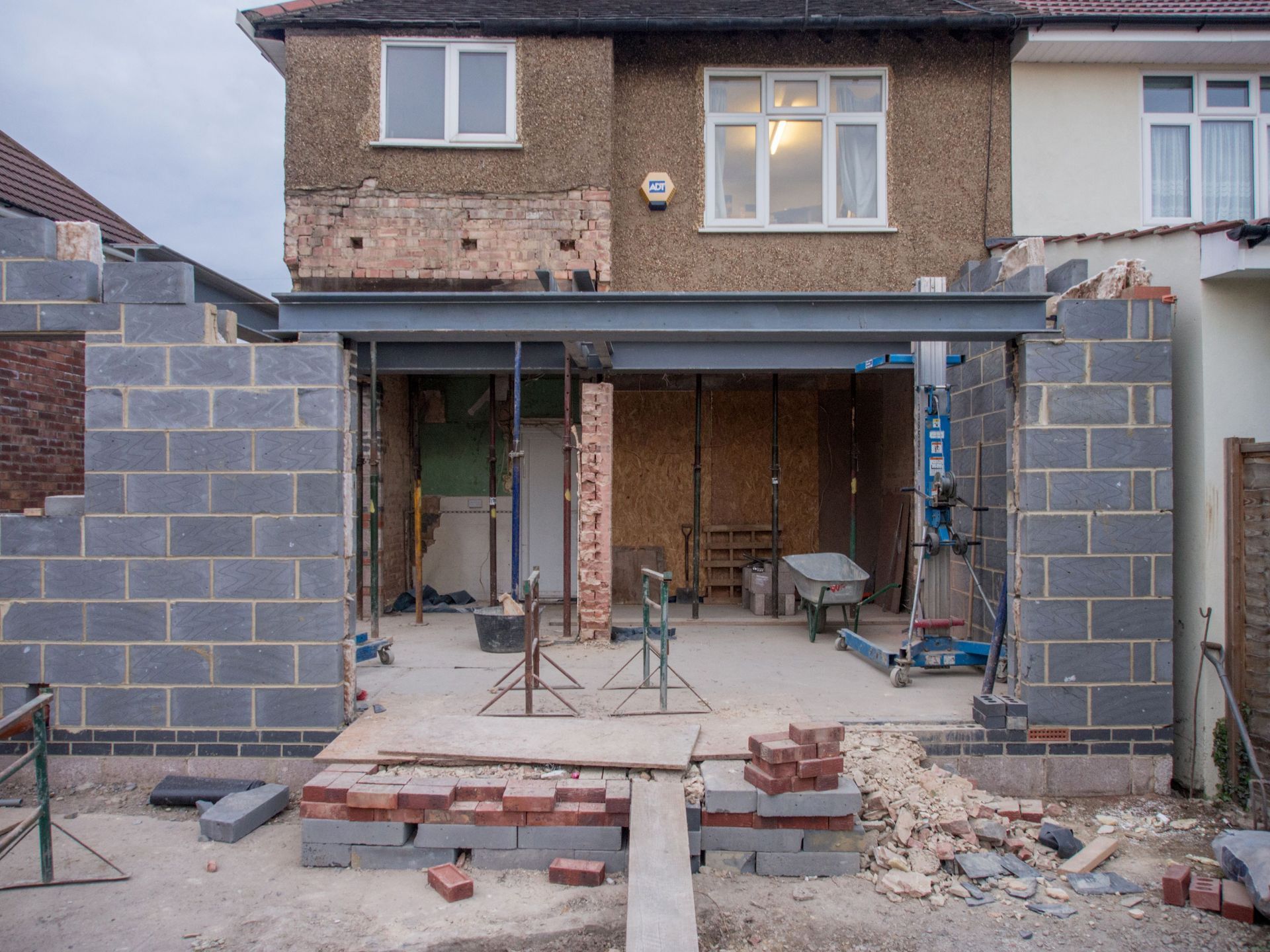 DSH Construction