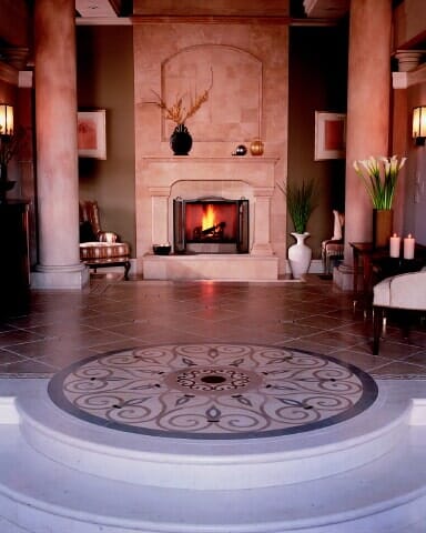 Coted Or Medallion Fireplace