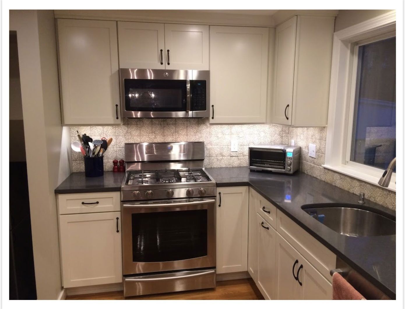 Kitchen with Stove and Oven — Acton, MA — Upstairs Downstairs