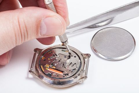 Battery Replacement In Quartz Watch — Aston, PA — Dyer's Jewelers
