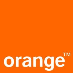 Le logo orange est sur fond orange vif.