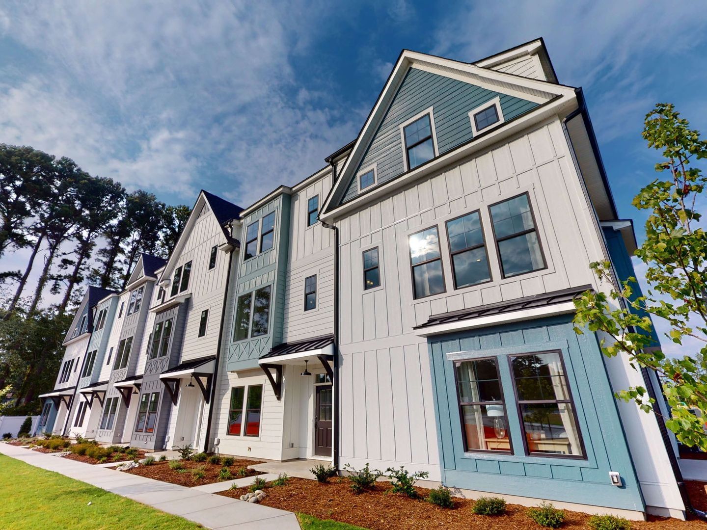 Elegant living area with view of kitchen | St. Jude Dream Home | 3D Tours | Stephen Alexander Homes | Chesapeake, VA