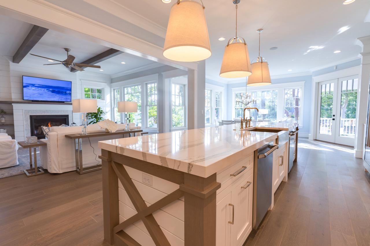 Elegant kitchen white island with white marble top | Kitchen Gallery | Stephen Alexander Homes | Chesapeake, VA