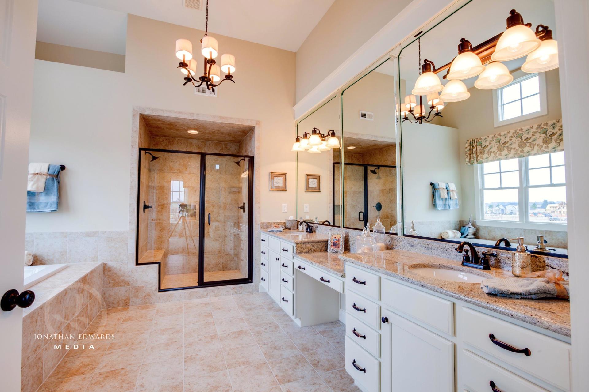 Elegant bathroom | Bathroom Gallery | Stephen Alexander Homes | Chesapeake, VA