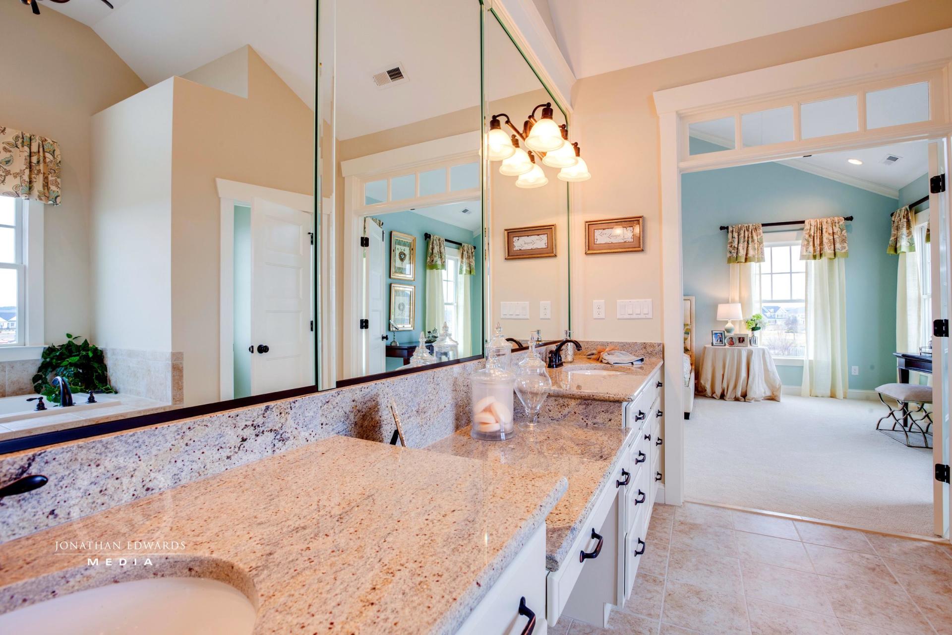 Elegant bathroom  | Bathroom Gallery | Stephen Alexander Homes | Chesapeake, VA