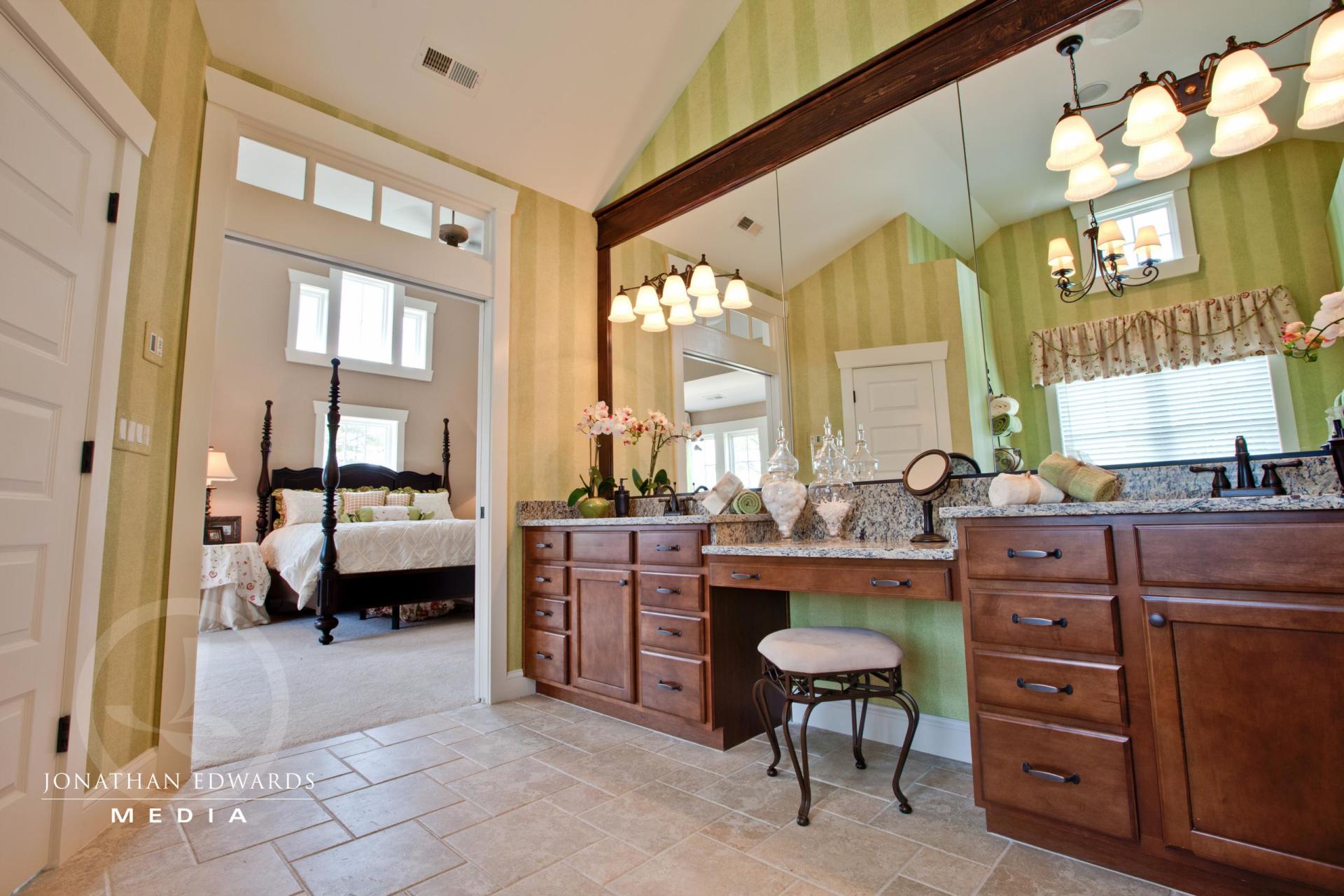 Elegant bathroom  | Bathroom Gallery | Stephen Alexander Homes | Chesapeake, VA