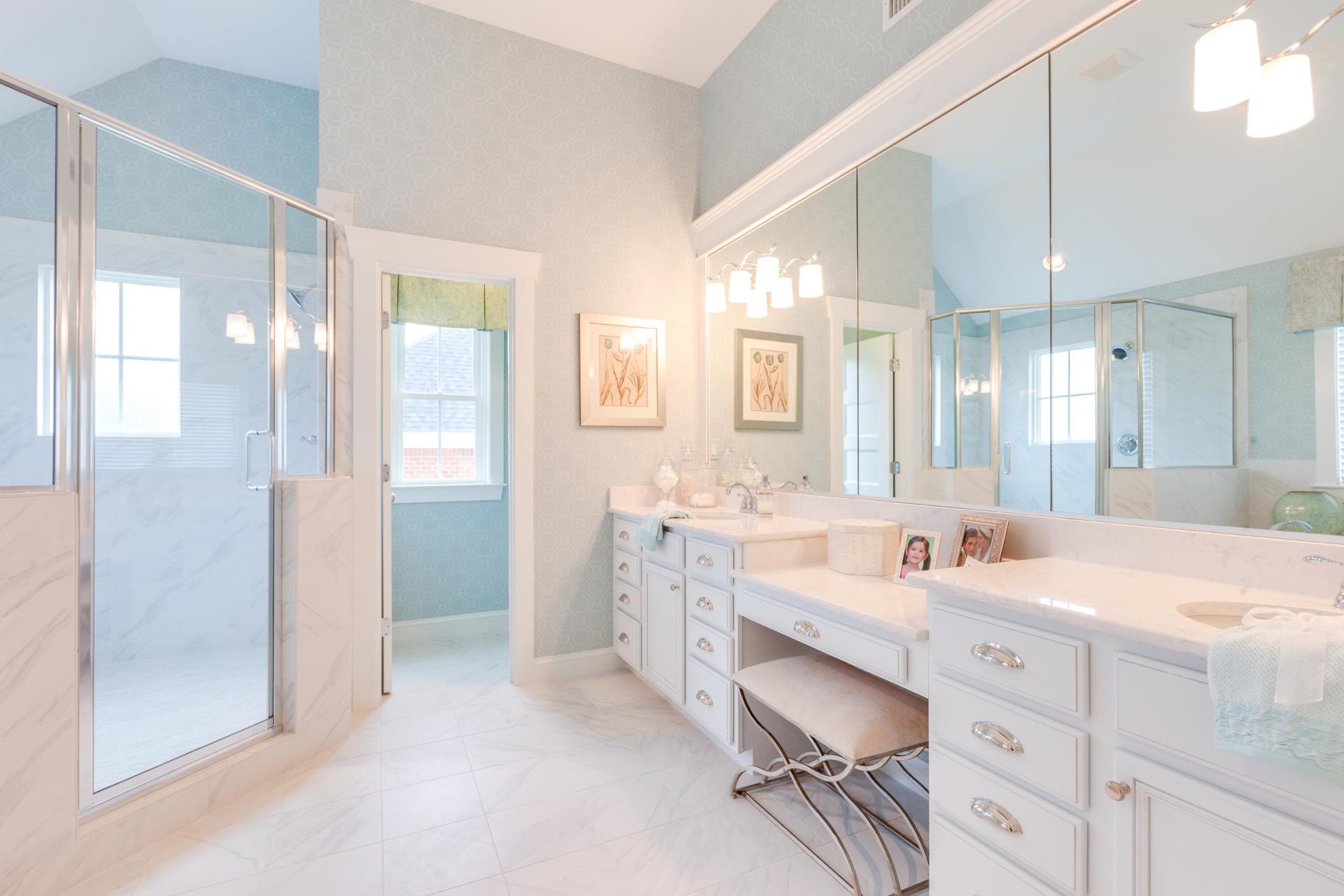 Elegant bathroom  | Bathroom Gallery | Stephen Alexander Homes | Chesapeake, VA