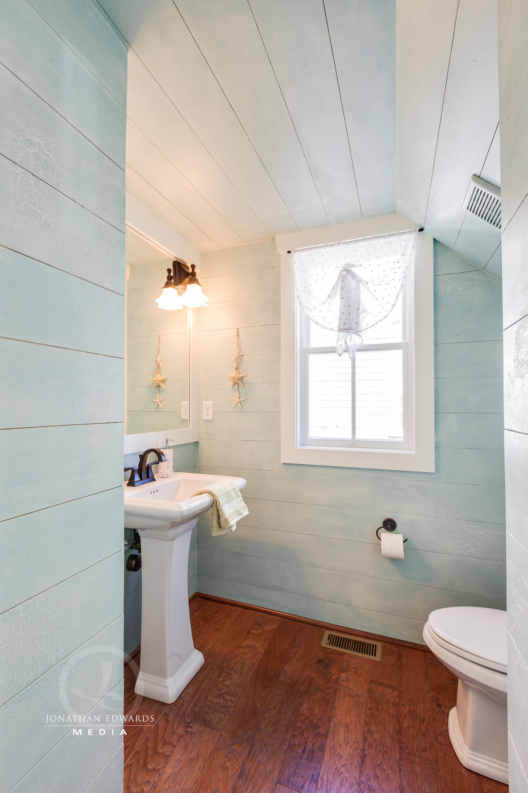 Elegant bathroom  | Bathroom Gallery | Stephen Alexander Homes | Chesapeake, VA