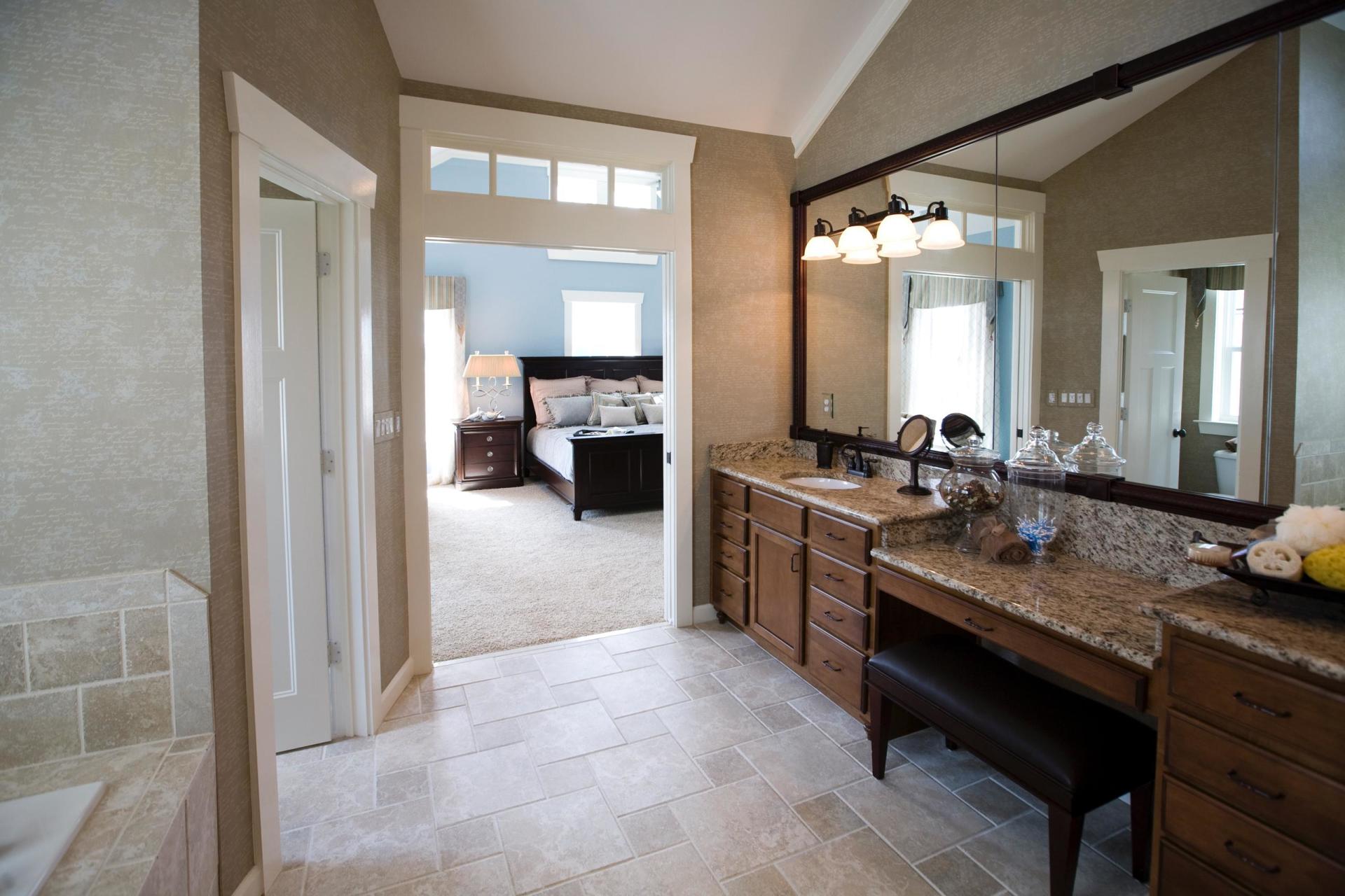 Elegant bathroom  | Bathroom Gallery | Stephen Alexander Homes | Chesapeake, VA