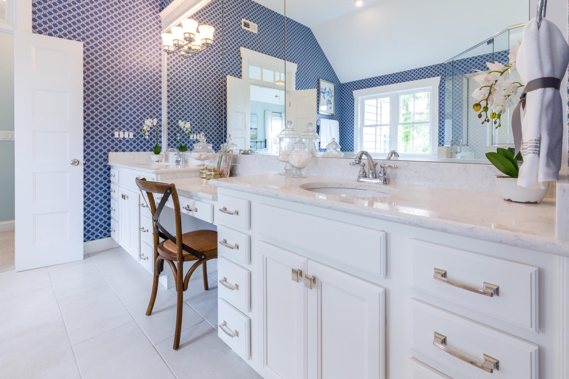 Elegant bathroom  | Bathroom Gallery | Stephen Alexander Homes | Chesapeake, VA
