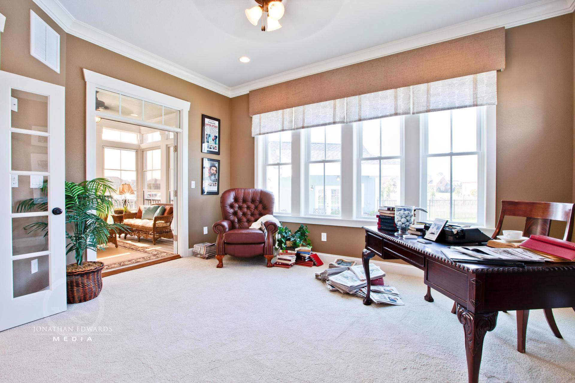 Elegant living room  | Living Spaces Gallery | Stephen Alexander Homes | Chesapeake, VA