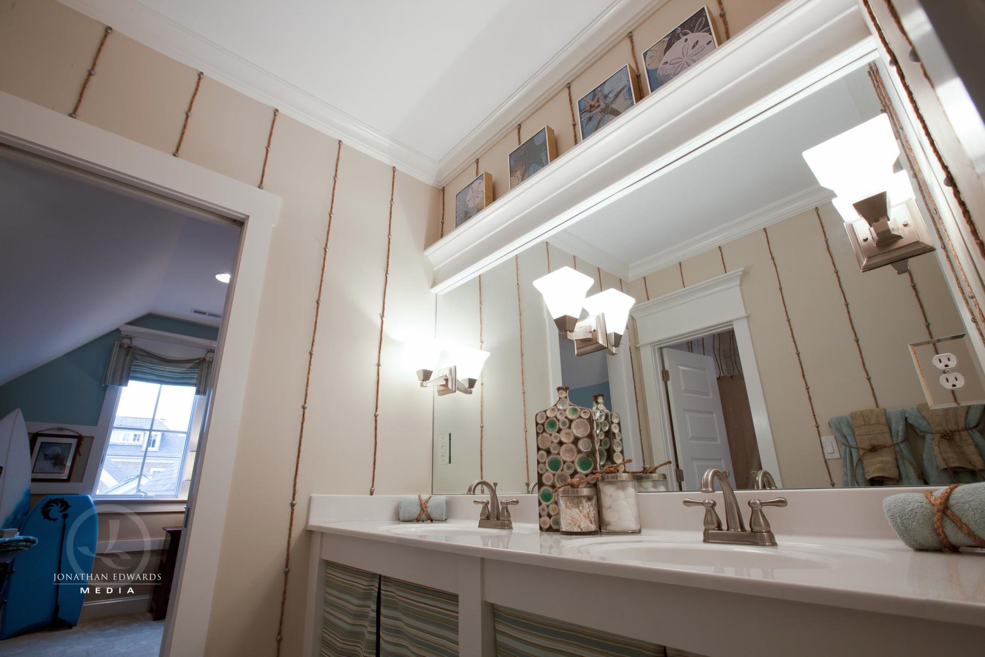 Elegant powder room  | Living Spaces Gallery | Stephen Alexander Homes | Chesapeake, VA