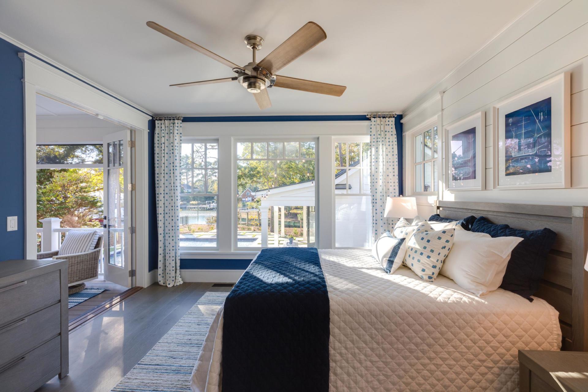 Elegant bed room  | Living Spaces Gallery | Stephen Alexander Homes | Chesapeake, VA