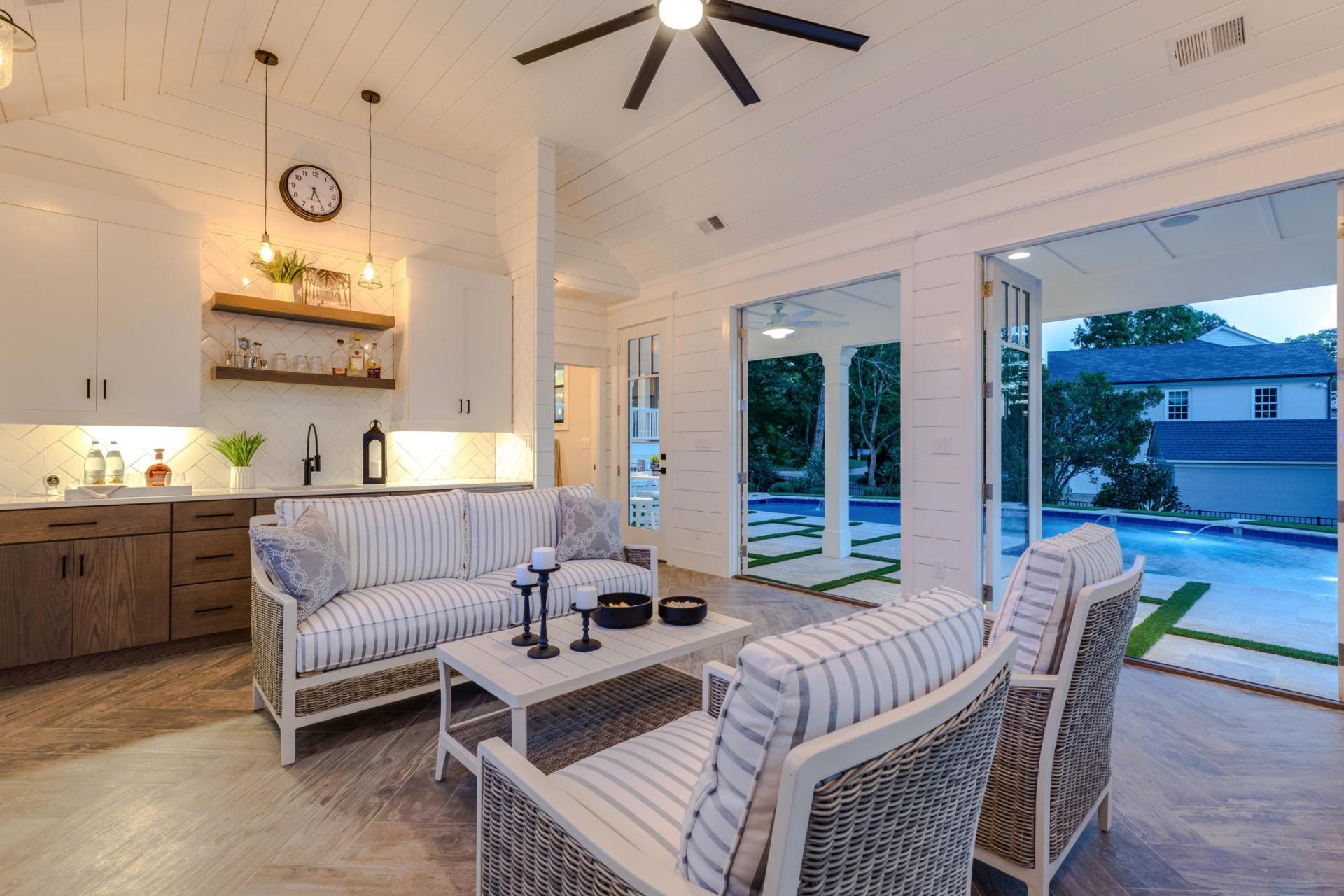 Elegant seating area  | Living Spaces Gallery | Stephen Alexander Homes | Chesapeake, VA