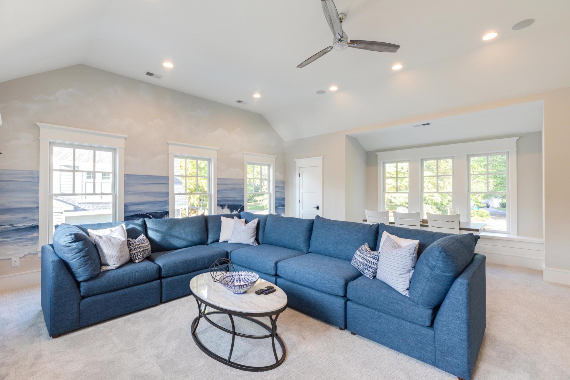 Elegant living area  | Living Spaces Gallery | Stephen Alexander Homes | Chesapeake, VA