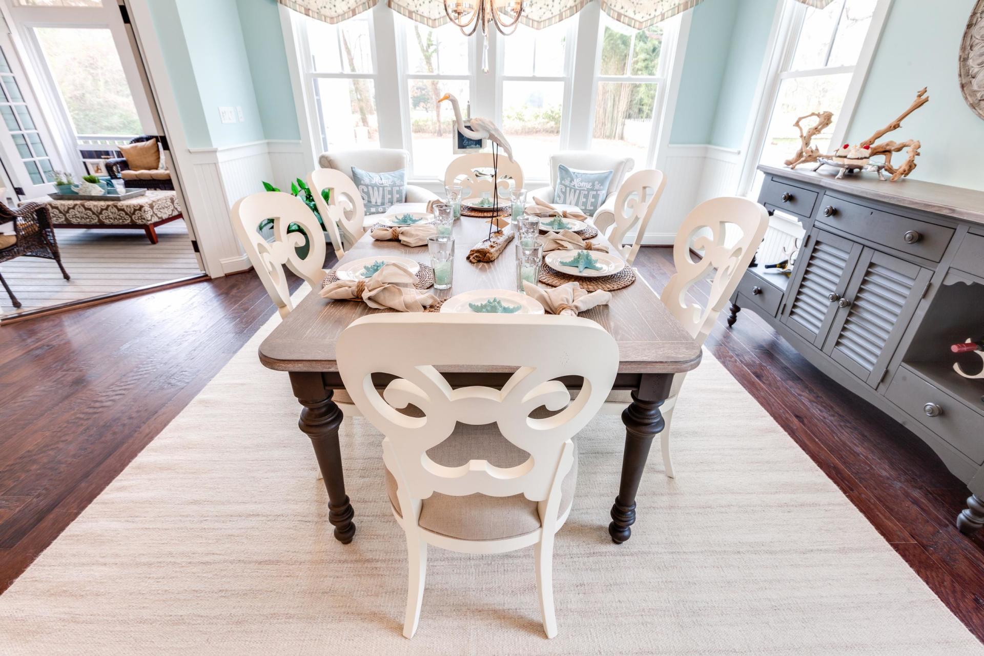 Elegant dining area  | Living Spaces Gallery | Stephen Alexander Homes | Chesapeake, VA