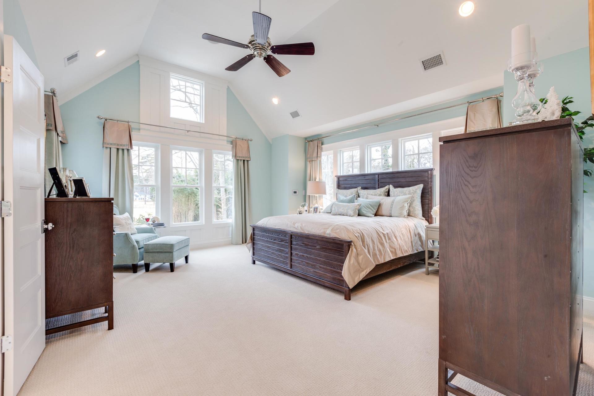 Elegant bed room area  | Living Spaces Gallery | Stephen Alexander Homes | Chesapeake, VA