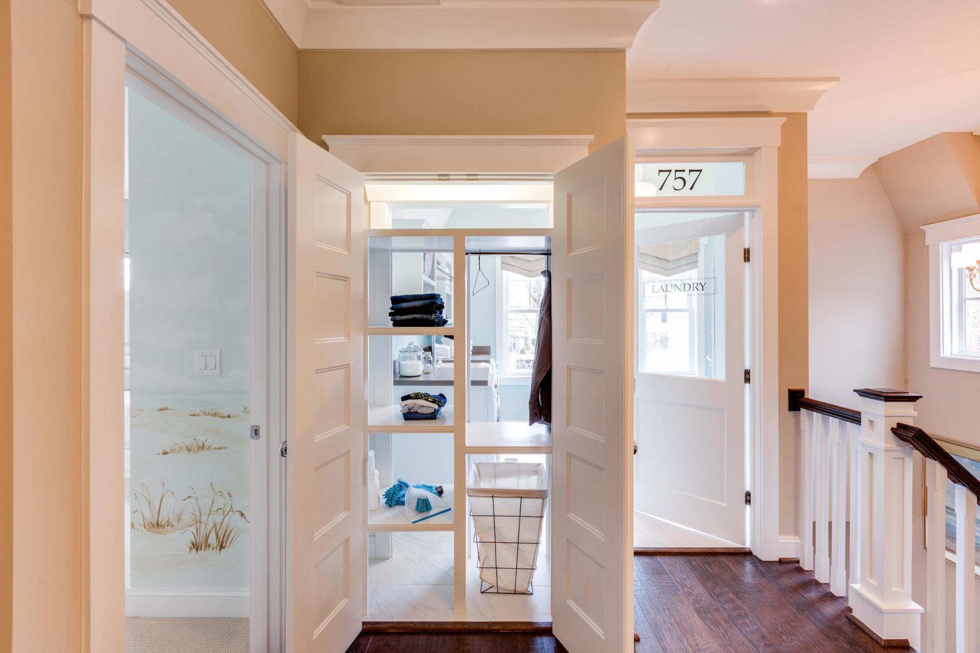 Elegant laundry room area  | Living Spaces Gallery | Stephen Alexander Homes | Chesapeake, VA