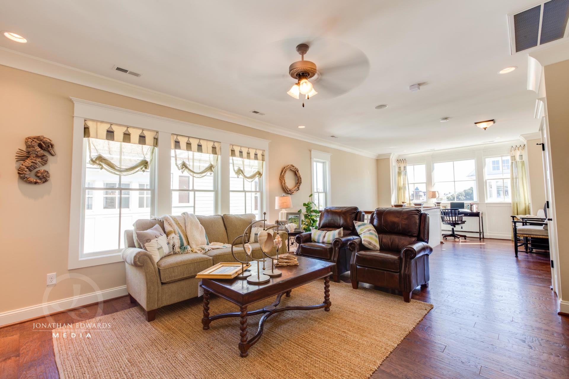 Elegant living area  | Living Spaces Gallery | Stephen Alexander Homes | Chesapeake, VA