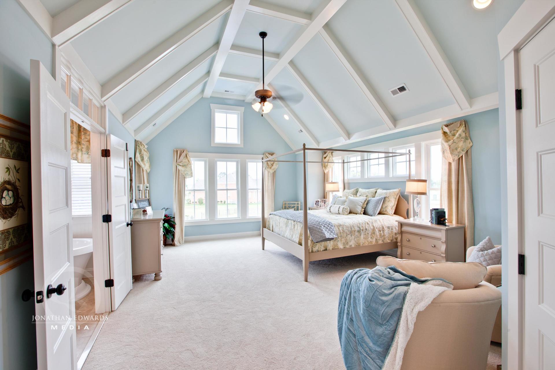 Elegant bed room area  | Living Spaces Gallery | Stephen Alexander Homes | Chesapeake, VA