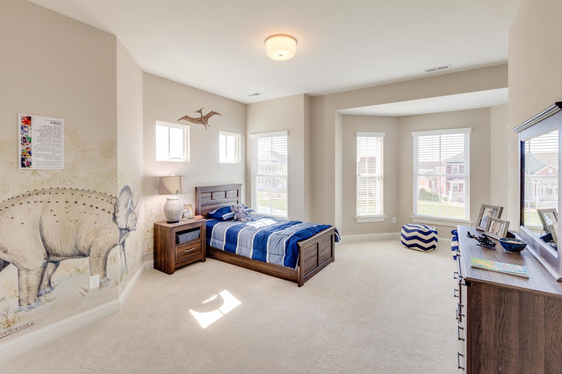 Elegant bed room area  | Living Spaces Gallery | Stephen Alexander Homes | Chesapeake, VA