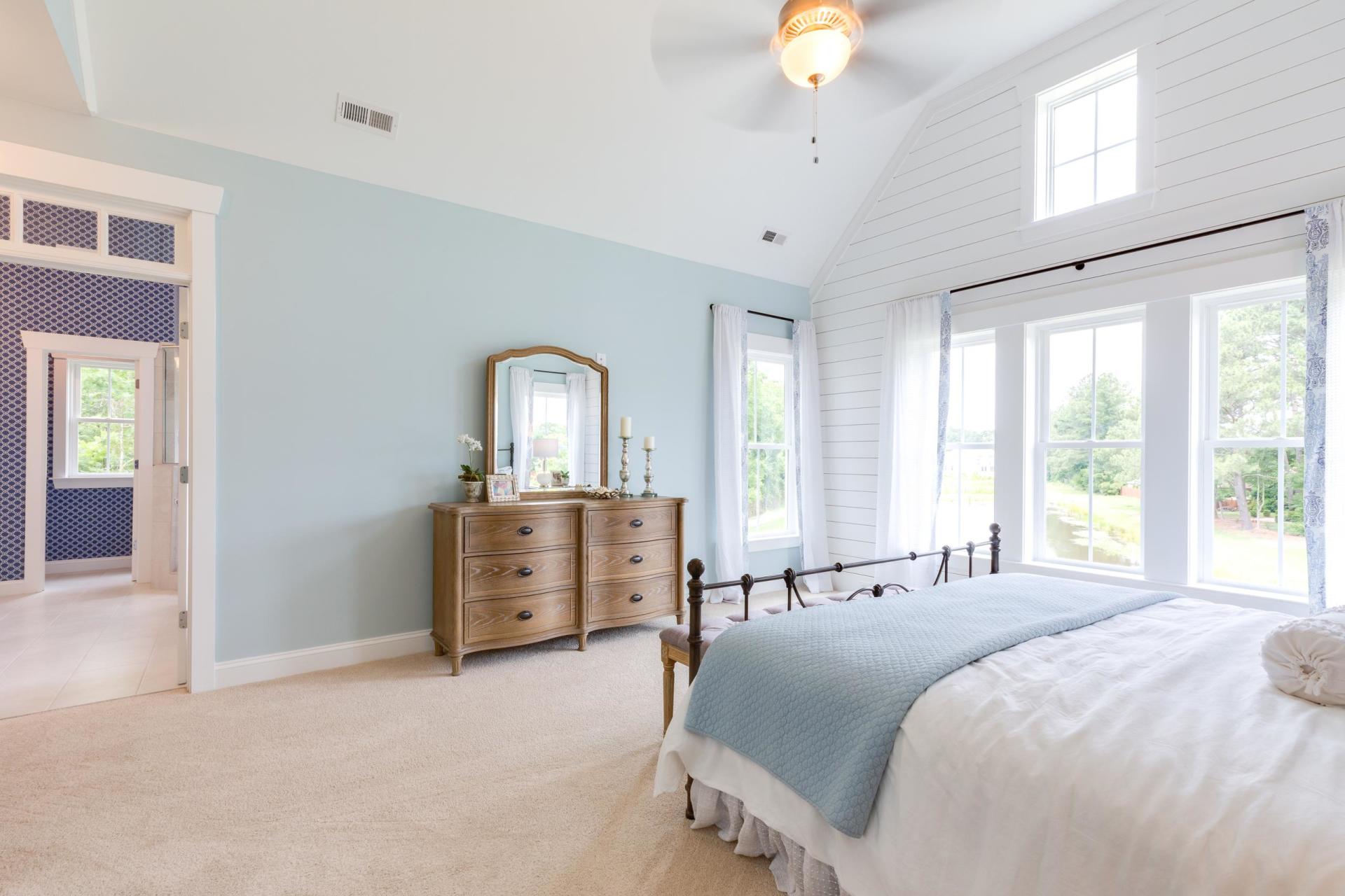 Elegant bed room area  | Living Spaces Gallery | Stephen Alexander Homes | Chesapeake, VA