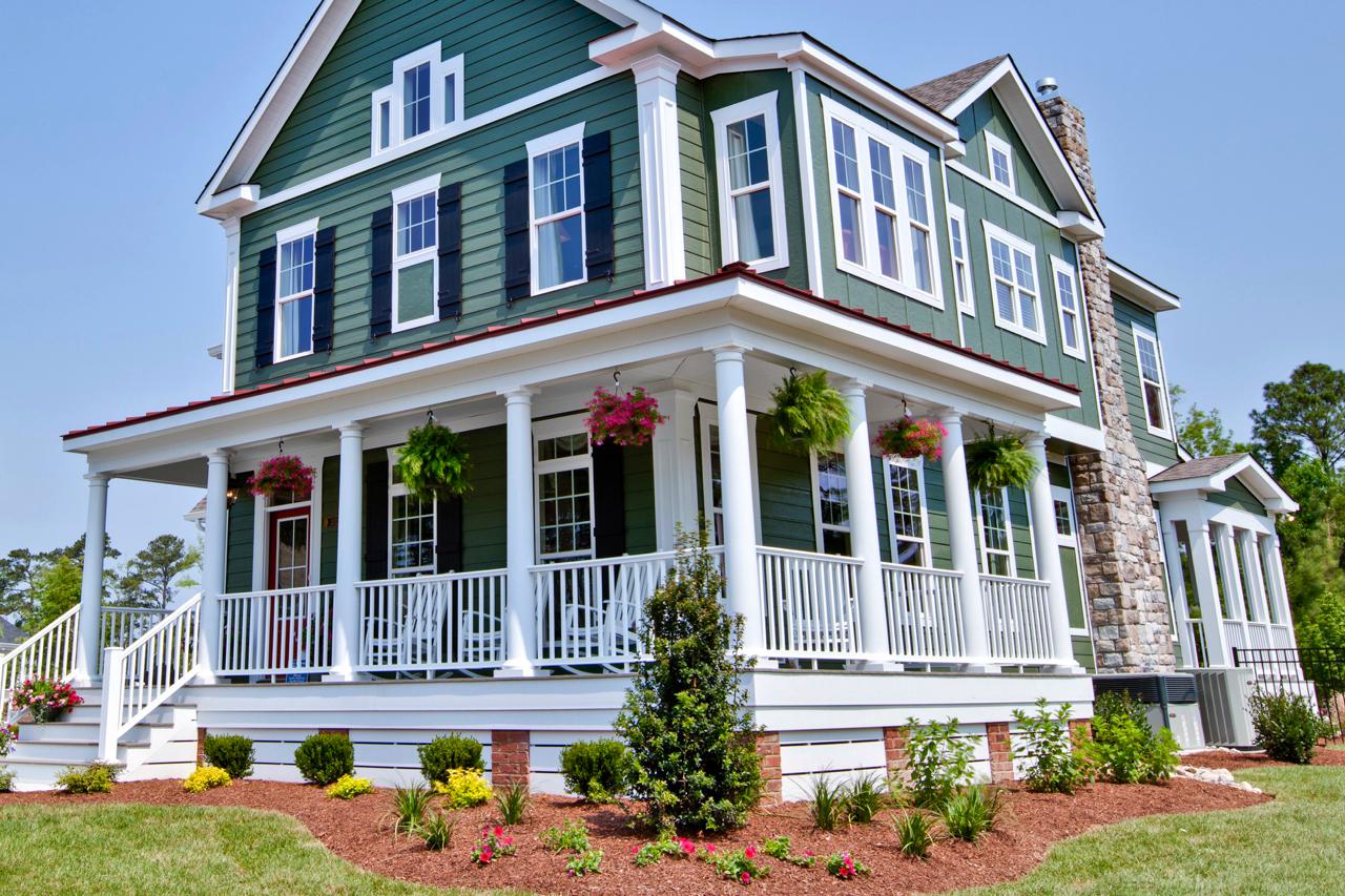 Exterior of elegant green home | Exterior Gallery | Stephen Alexander Homes | Chesapeake, VA