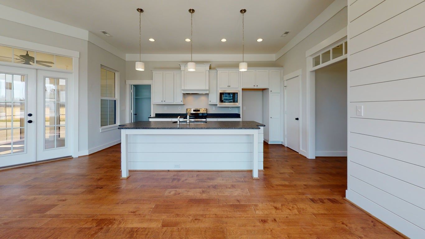 Elegant kitchen with island | Nottoway Farmhouse | 3D Tours | Stephen Alexander Homes | Chesapeake, VA