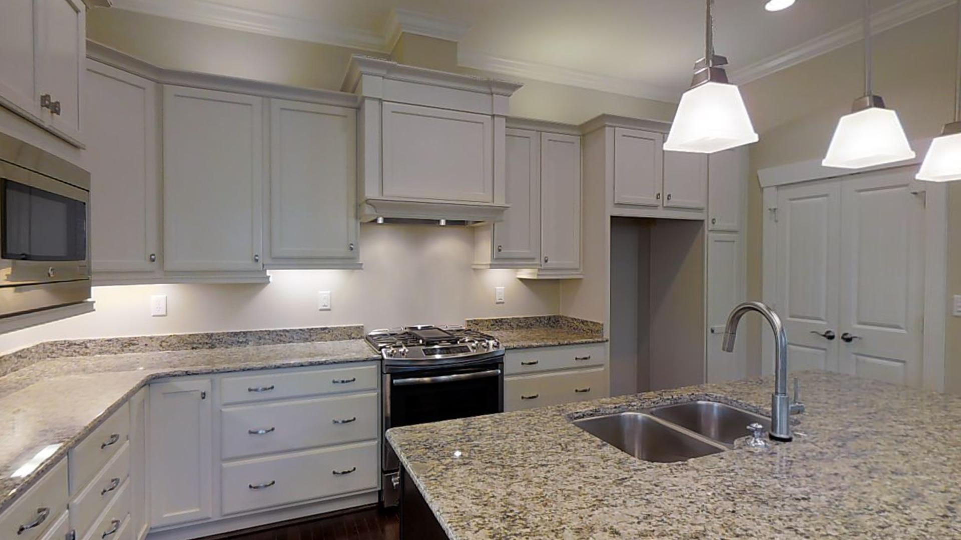 Elegant kitchen with island | Ashland Plan at Summer Park | 3D Tours | Stephen Alexander Homes | Chesapeake, VA