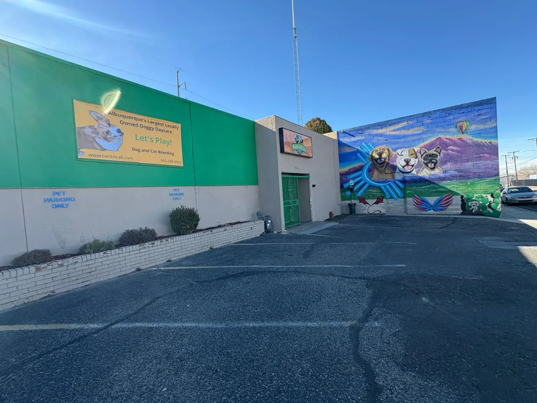 The exterior of at Beck 'n Call Pet Services in Albuquerque New Mexico