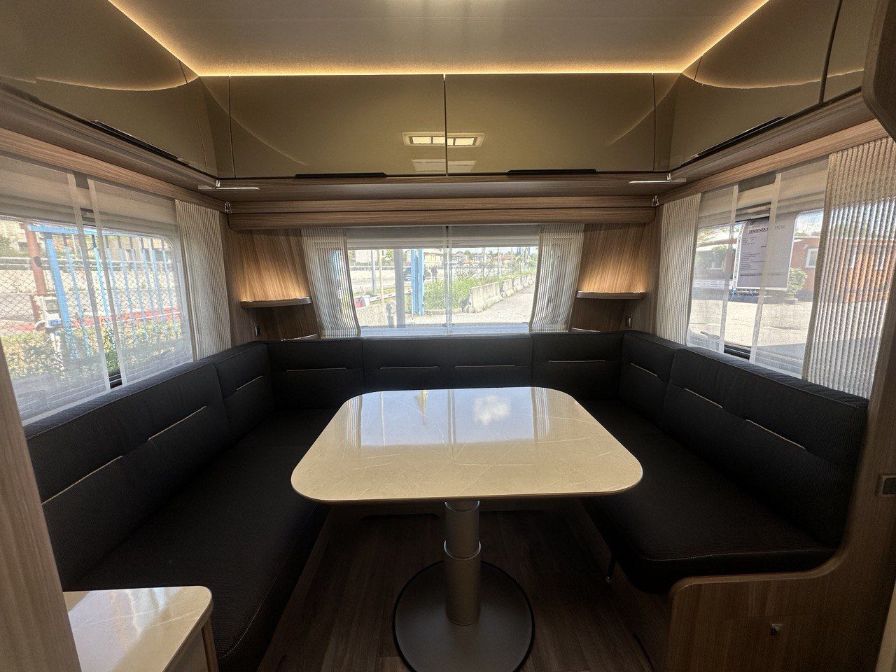 Fendt TENDENZA 560 SFDW