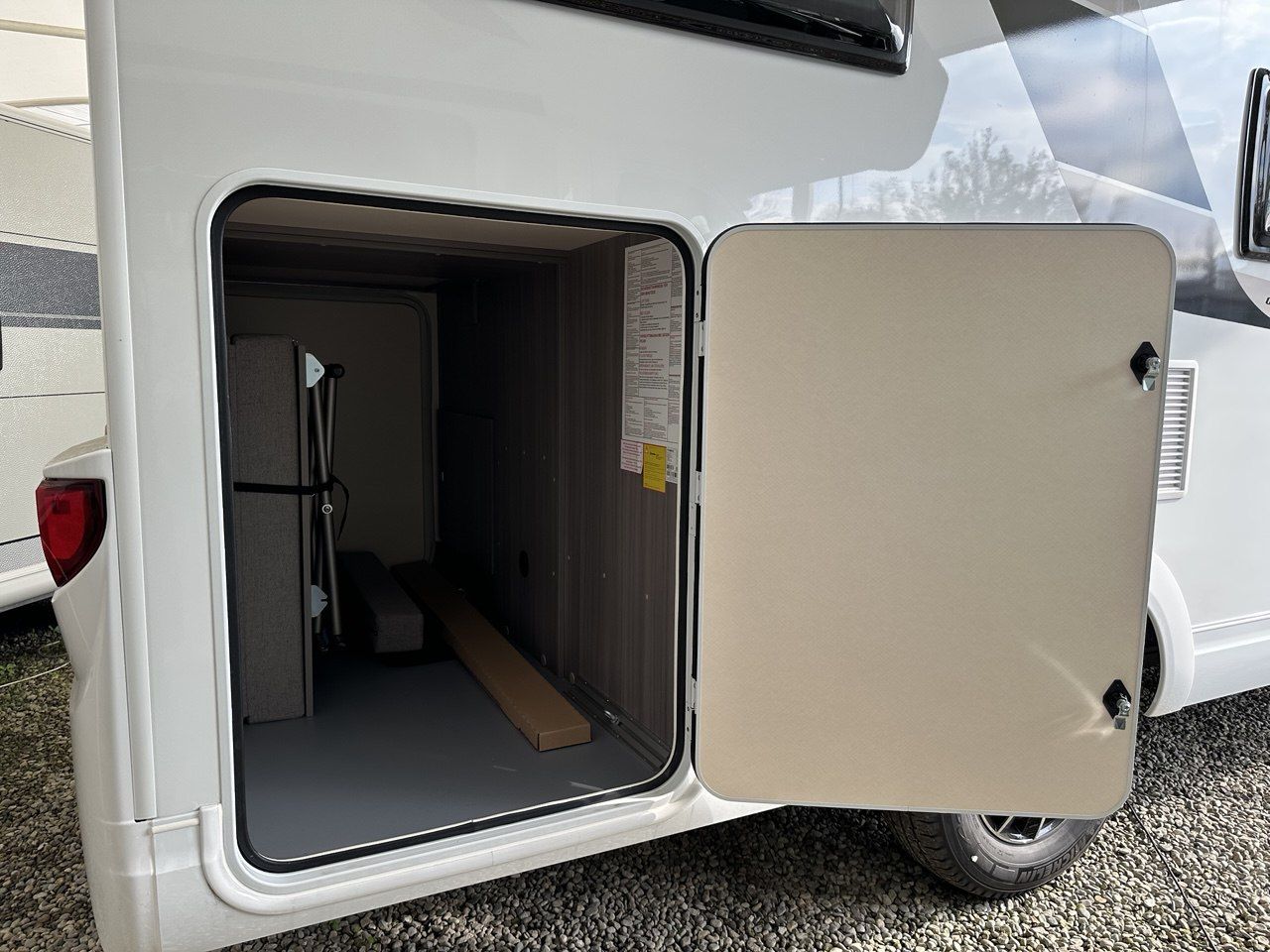 Hobby OPTIMA ON TOUR V65
GE EDITION