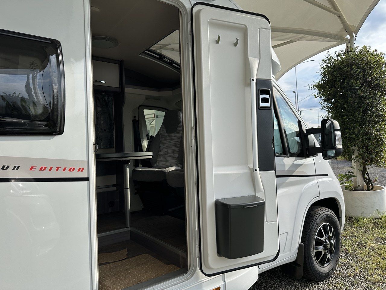 Hobby OPTIMA ON TOUR V65
GE EDITION