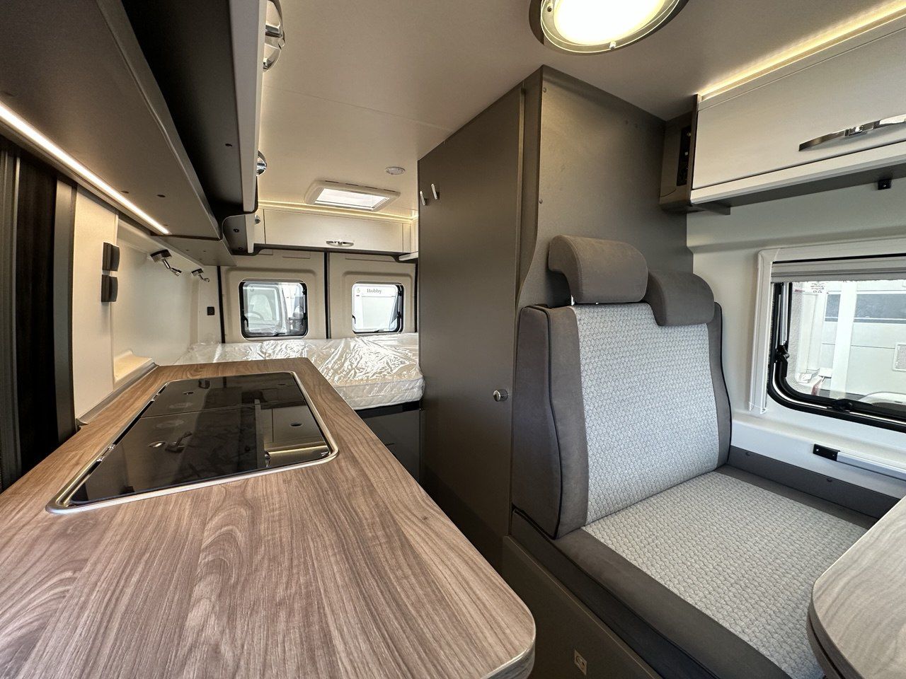 Hobby Van K60 FT DELUXE