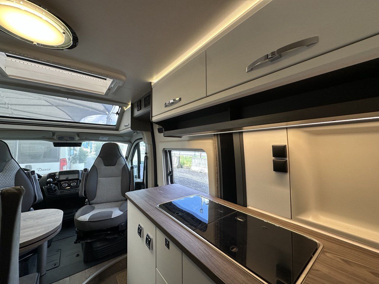 Hobby Van K60 FT DELUXE