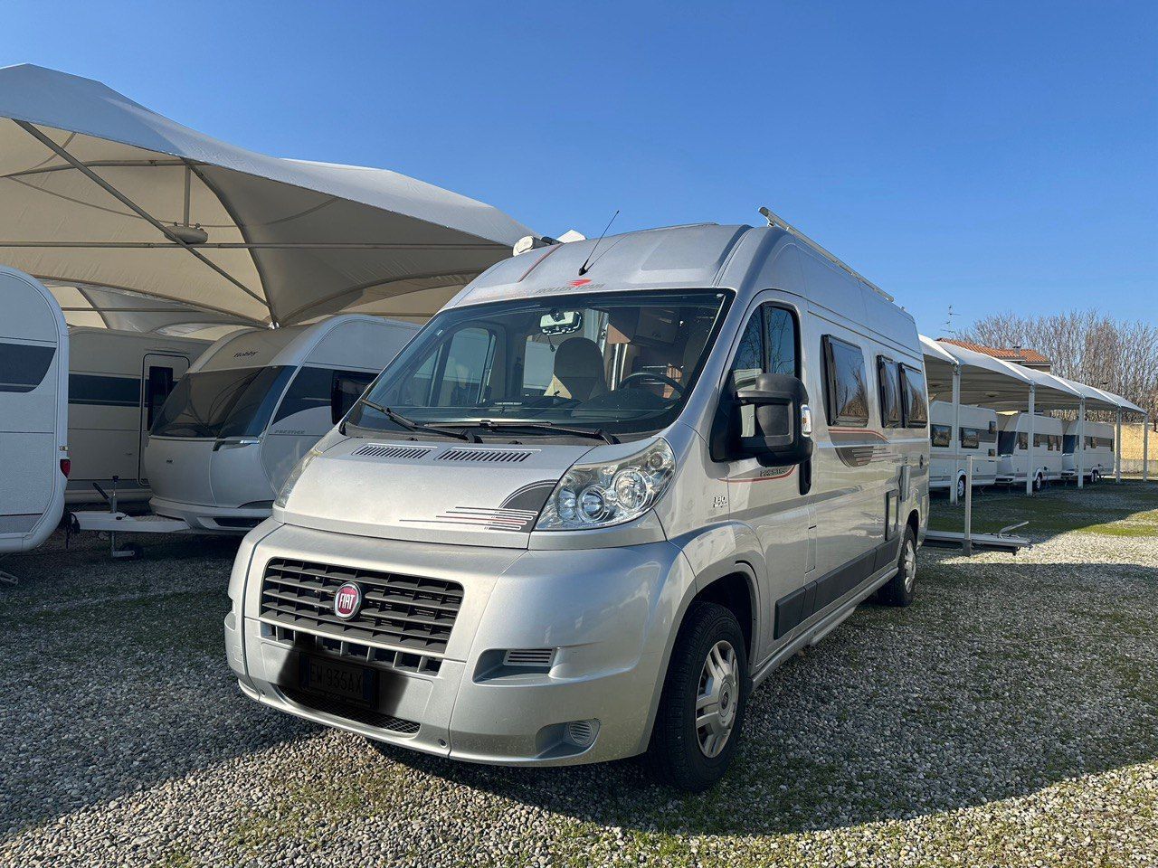 Van Livingstone 2 Fiat 2.3 cv.130