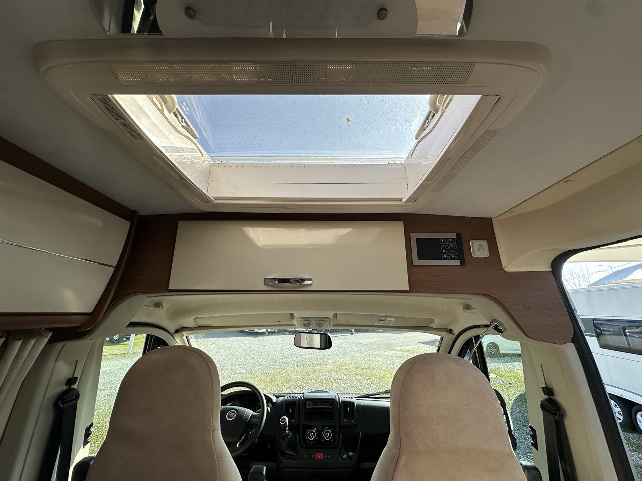 Van Livingstone 2 Fiat 2.3 cv.130