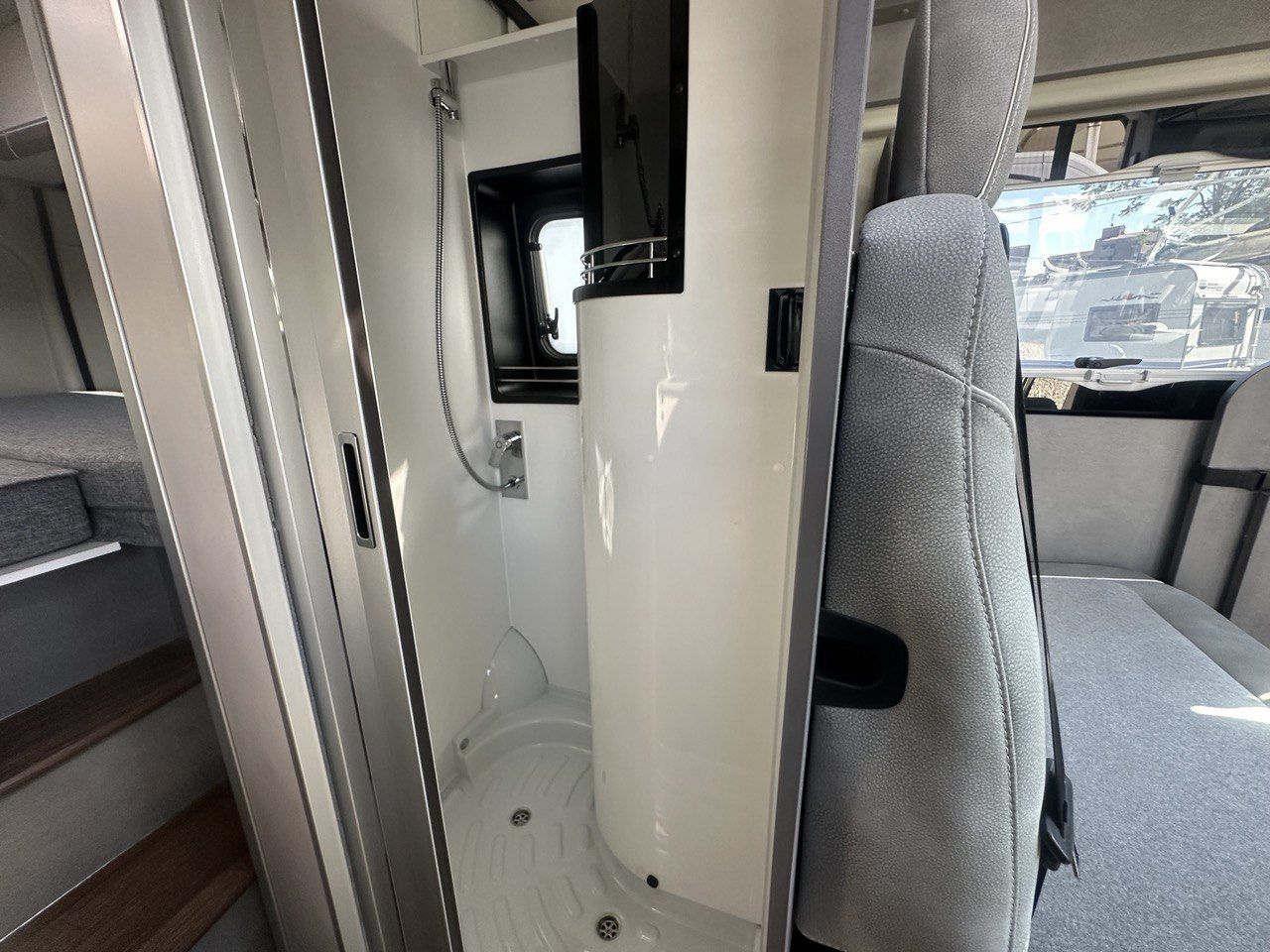 Possl SUMMIT 600 L SHINE
su Citroen