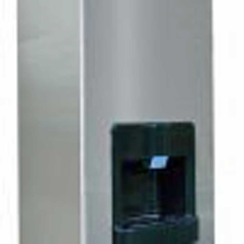 Hoshizaki DKM-500BWJ, Crescent Cuber Icemaker, Water-cooled, Built in Storage Bin