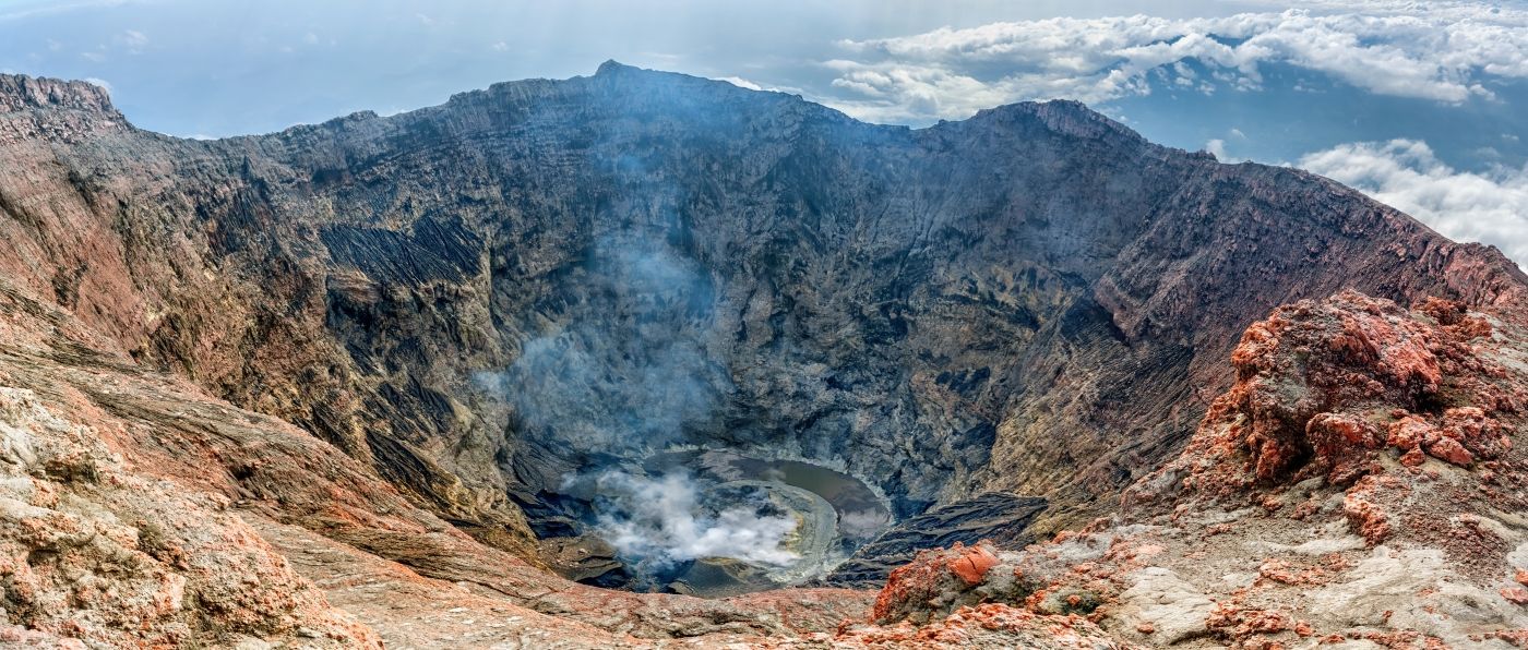 kratermeer. kerinci seblat national park, sumatra, indonesië