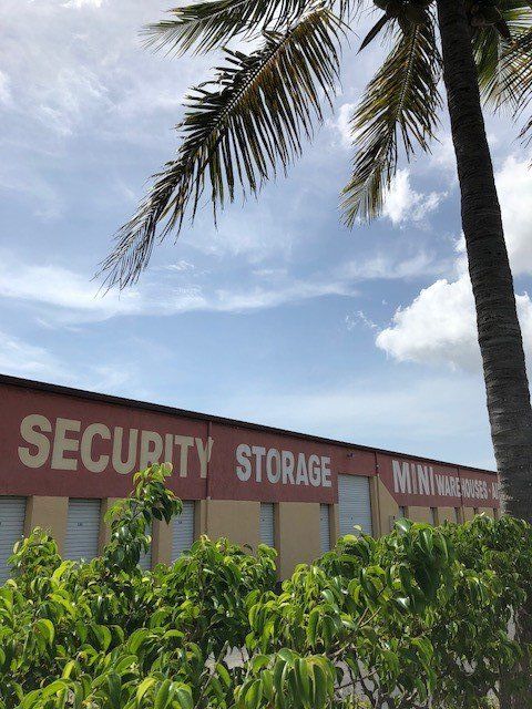 Self Storage Unit Near Me — Mini Rental Storage in Delray Beach, FL