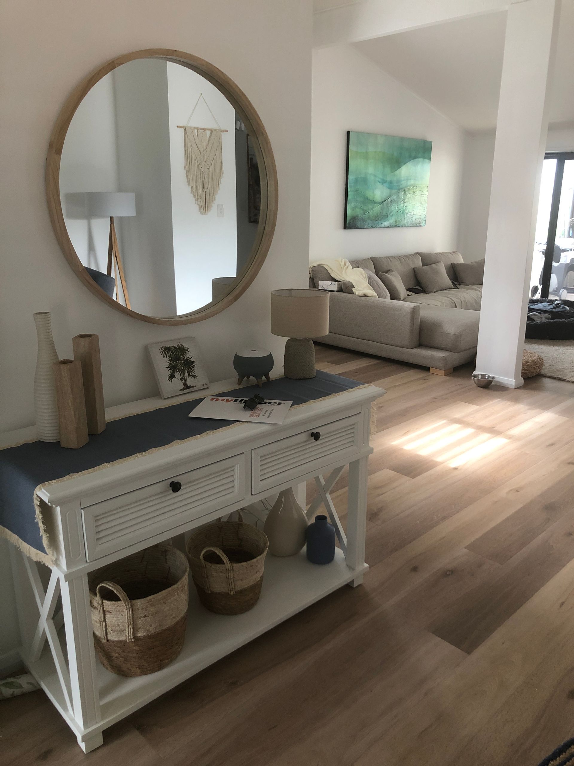 Coastal Syling with a flooring example that suits this design style